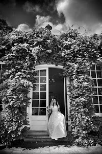 Bespoke Wedding Photography 464001 Image 4