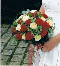 Mrs Bouquet Wedding Flowers 444718 Image 2