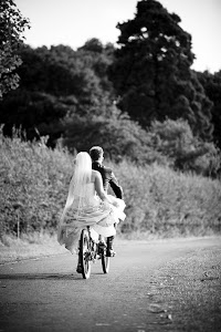 Peartree Pictures wedding photographer Oxford 473918 Image 1